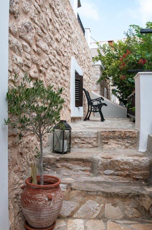 Luca'S Houses Chalki Town Exterior foto